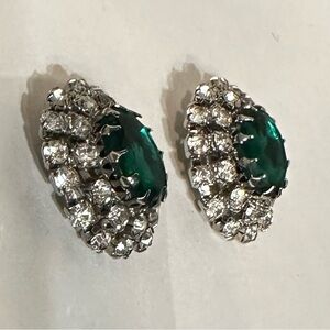 Vintage clip on rhinestone earrings